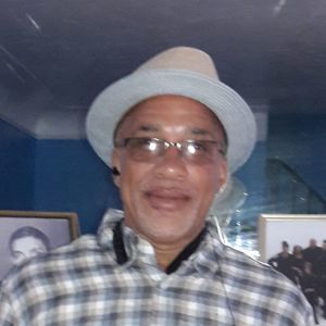 Meet your Posher, Leon